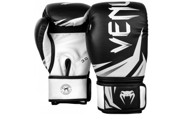 Перчатки Venum Challenger 3.0 03525-108-16oz черный\белый 600_380