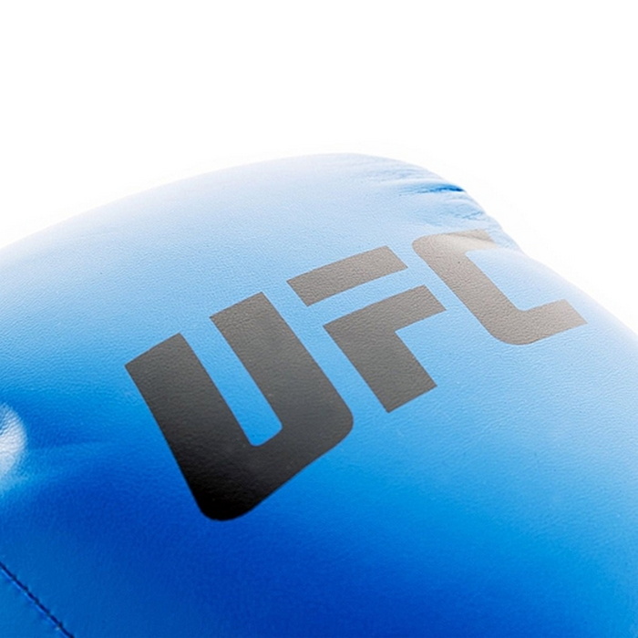 Боксерские перчатки UFC тренировочные для спаринга 14 унций UHK-75036 700_700